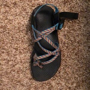 rainbow chacos